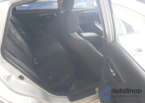 2015 Nissan Altima 2.5 Sv из США, поврежденный, VIN 1N4AL3AP0FC241921